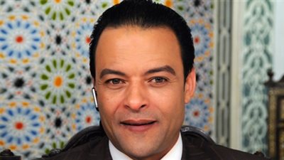 إحالة بلاغ ضد الفنان هشام عبد الله لنيابة أمن الدولة