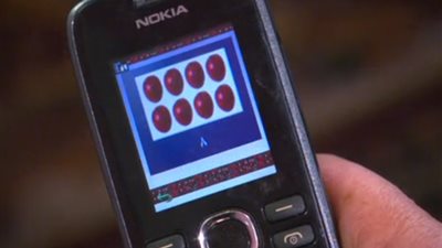 بالفيديو والصور.. وزارة أفغانية تستخدم موبايل نوكيا جديد لتعليم القراءة