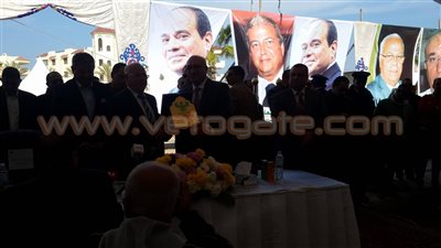 بالصور.. رئيس المصري يهدي درع النادي لوزير الشباب ومحافظ بورسعيد