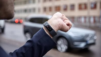 مايكروسوفت تنتج جهازًا للتحكم الصوتى في سيارات فولفو