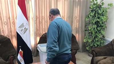 مصريون بأفغانستان يشاركون في الاستفتاء رغم سوء الحالة الأمنية (صور)