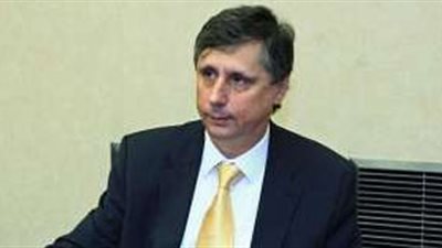 رئيس الوزراء التشيكي السابق وزيرًا للمالية في حكومة 