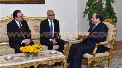 «السيسي» يبحث إنشاء قاعدة تكنولوجية لتطوير المشروعات الصغيرة