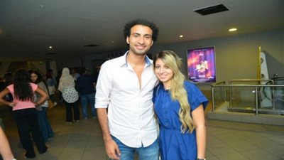 «أنا خصيمتك يوم القيامة».. زوجة علي ربيع تؤكد طردها من المنزل بصحبة ابنتها