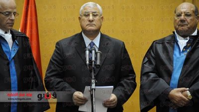 الرئيس المؤقت يبحث مع محافظ البنك المركزي السياسات المصرفية