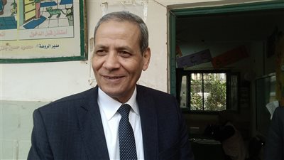 وزير التعليم السابق يدلي بصوته في الاستفتاء على تعديل الدستور بالدقهلية