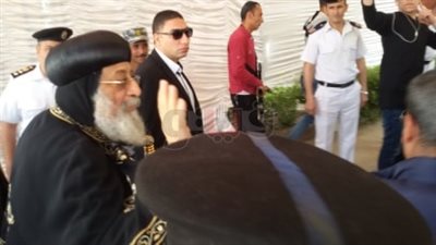 البابا تواضروس يدلي بصوته في الاستفتاء على التعديلات الدستورية بالعباسية