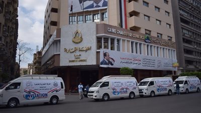 غرفة القاهرة: 10 أتوبيسات لنقل المواطنين إلى لجان الاستفتاء