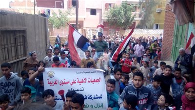 بـ«المزمار البلدي».. مسيرات بقرى الغربية لحث المواطنين (صور)