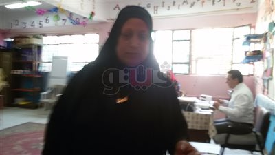 والدة شهيد بقنا: انزلوا شاركوا في الاستفتاء على الدستور (فيديو)