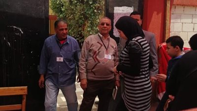 إقبال كبير في الاستفتاء على الدستور بالزاوية الحمراء (صور)