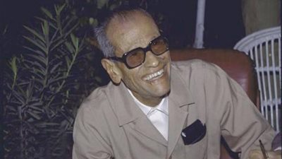 نجيب محفوظ يكتب: لماذا خلعت الطربوش