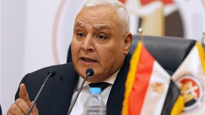 لاشين إبراهيم ووفد جامعة الدول العربية يزورون لجنة الفسطاط بمصر القديمه