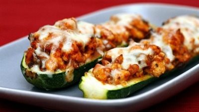 مقبلات الكوسا بالبارميزان والموزاريلا من مطبخ الشيف سالي