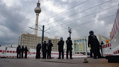 محاكمة رجل بتهمة قتل شخص وأكل لحمه في ألمانيا