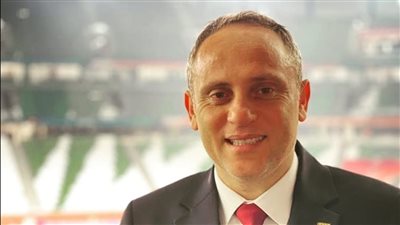 نجم الأهلي السابق يحذر من صفحة وهمية تحمل اسمه على 