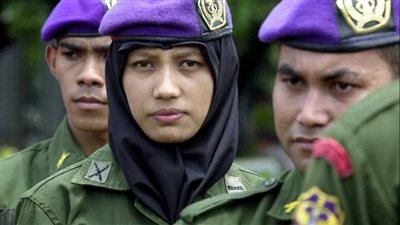 إندونيسيا تلغي اختبارا للمجندات مثيرا للجدل