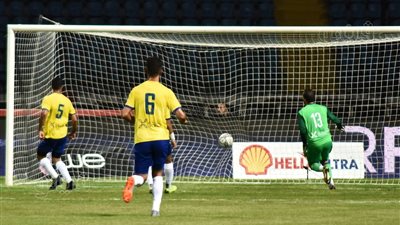 محمد شريف يسجل الهدف الأول للأهلي في شباك الإسماعيلي