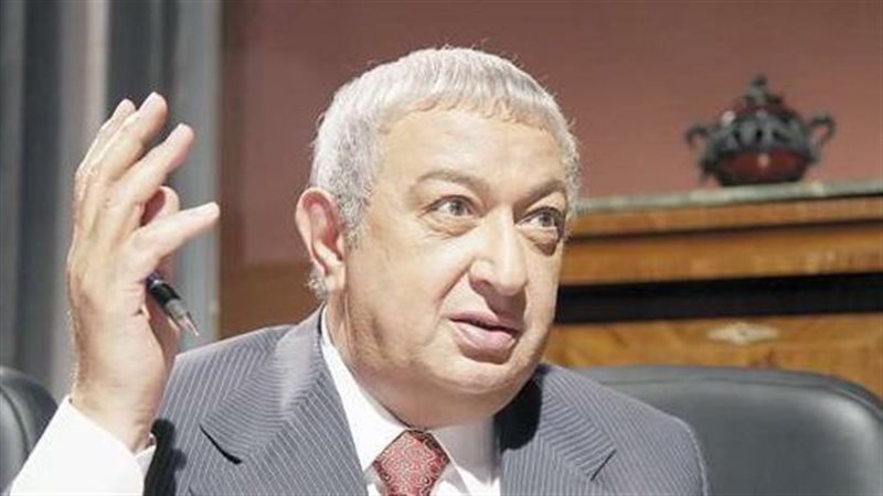 الفنان نور الشريف