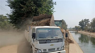 الجيزة: رفع 210 طن مخلفات وقمامة بحي أوسيم|صور