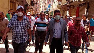 محافظ الإسكندرية يوجه بالتعامل بكل حزم بإزالة الإشغالات داخل الأحياء 