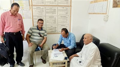 بدء تطعيم الراغبين في السفر بلقاح كورونا بالإسماعيلية | صور