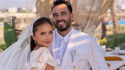 نيللي كريم ترد على تهنئة زملائها عبر 