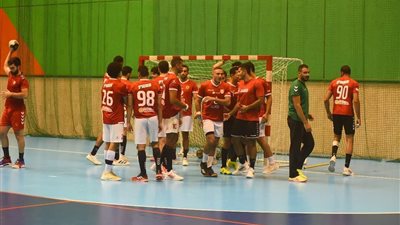 «رجال يد الأهلي» يفوز على الطيران وديا