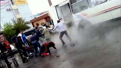 لحظة انفجار حافلة تقل 30 شخصا بمدينة فورونيج الروسية | فيديو