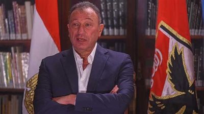 قبل مواجهة اليوم.. الخطيب يدعم فريق الأهلي بالجونة 