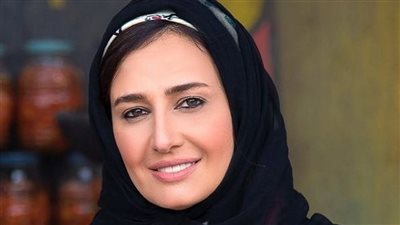 بسبب الحسابات الوهمية.. رسالة تحذير من حلا شيحة