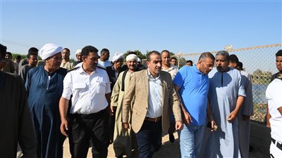 محافظ قنا يكلف السكرتير العام بتفقد ومتابعة كوبري الحمودي المنهار