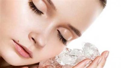 ما هي فوائد الثلج على البشرة؟