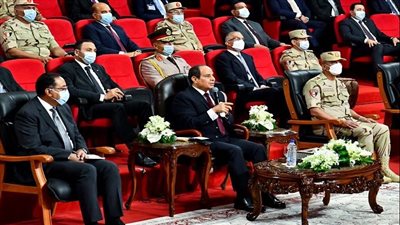 السيسي يفتتح عددا من المشروعات السكنية المتنوعة