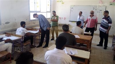 التعليم: امتحانات الدور الثاني للدبلومات الفنية تمر بسلام في يومها الأول