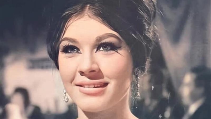 الفنانة شويكار 