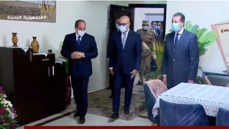 الرئيس السيسي أثناء