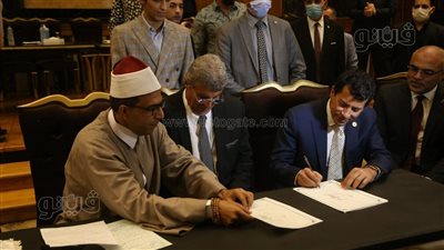 وزير الرياضة يشهد على عقد قران جيانا فاروق | صور