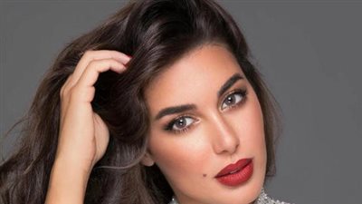 ياسمين صبري تخطف الأنظار في أحدث ظهور لها 