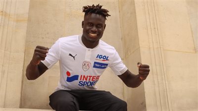 أميان الفرنسي: أزمة في قيد بادجي.. وهذا سر عدم تألقه في الأهلي