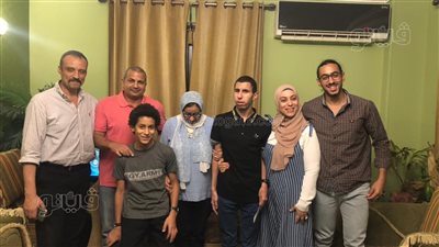 كفيف وأصر على التعليم وسط المبصرين.. فارس عبد الغني الثالث على الثانوية الأزهرية | فيديو