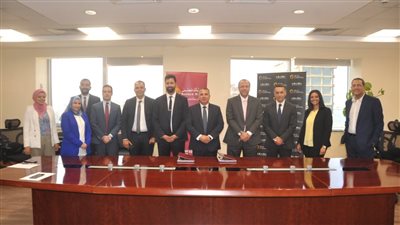 بنك مصر يوقع عقد قرض لشركة عربية للتنمية والتطوير العمراني بقيمة 800 مليون جنيه 