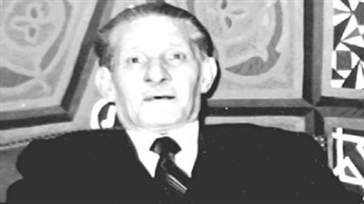 حفظ القرآن وصدفة جمعته بالريحاني.. حكاية بديع خيري من موظف تليفونات إلى رائد الكتابة المسرحية 