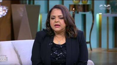 حنان ماضي تعلن وفاة والدها 