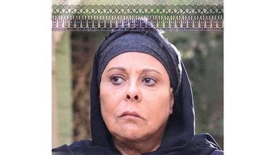 إسعاد يونس تروج لفيلم 