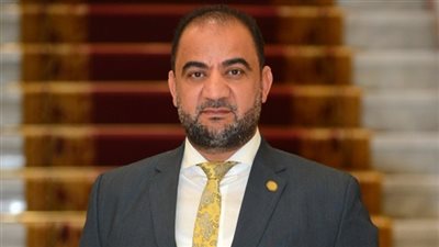 أول رد من نائب البرلمان الذي حجبت التعليم نتيجة أولاده 