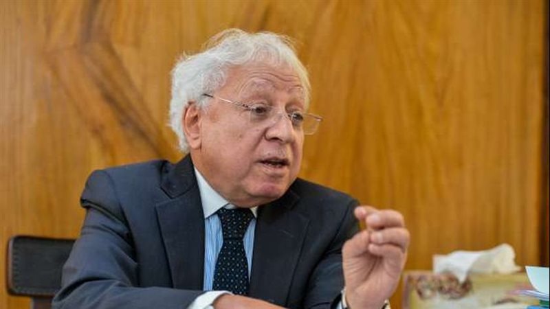 الدكتور شوقي السيد