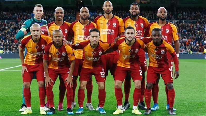 جالاتا سراي التركي،