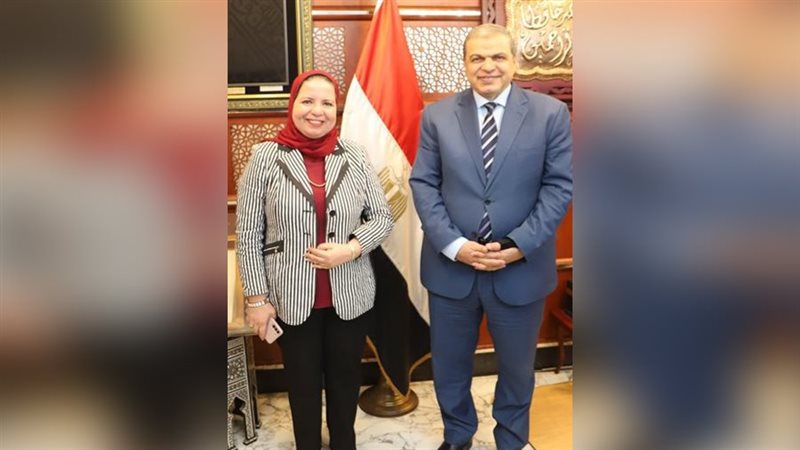 وزير القوى العاملة
