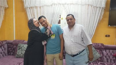 ثاني الجمهورية بالثانوية العامة: إصابة عيني بعاهة مستديمة سبب تفوقي | فيديو